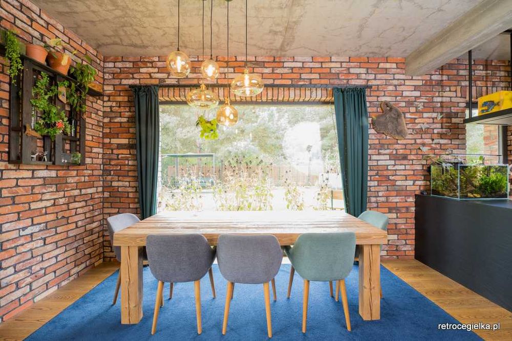 Lica starych cegieł - Starówka Warszawska