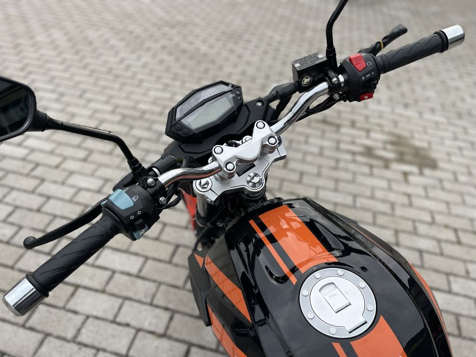Мотоцикл SPARK SP200R-36