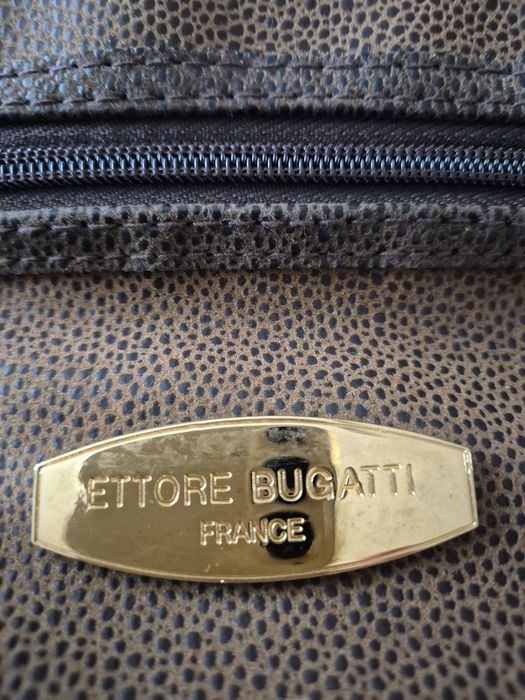 Kosmetyczka kuferek Bugatti