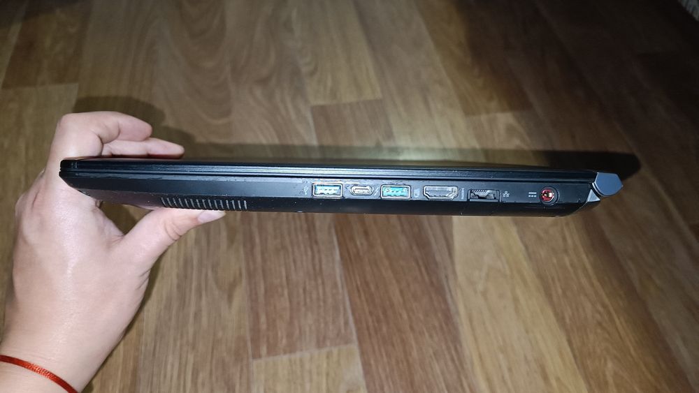 Потужний ноутбук ACER ASPIRE V NITRO