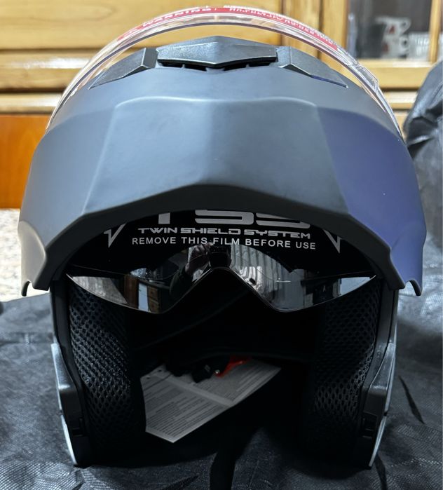 Capacete integral/modular com lente dupla