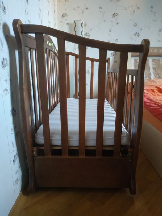 Дитяче букове ліжечко