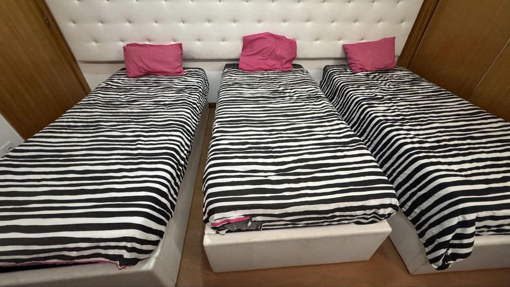 Cabeceira e 3 camas de solteiro