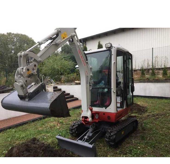 Wynajem oraz usługi minikoparka TAKEUCHI, wiertnica, grabie