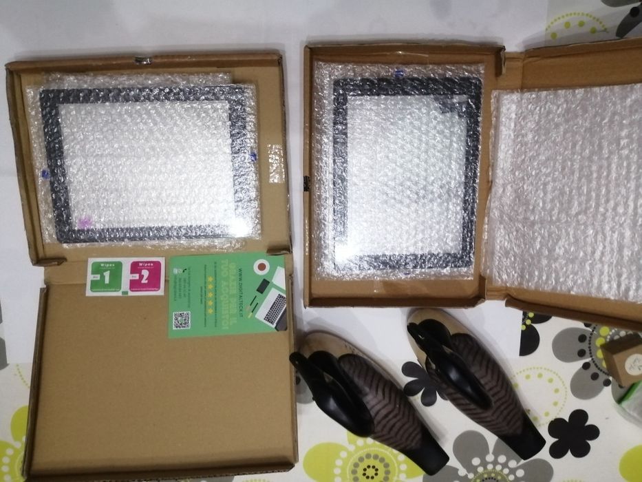 iPad 2 A1396 Touchscreen: One Brand New and One with a Small Crack64752416883073122