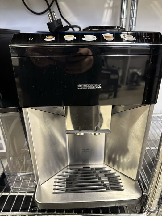 Кавоварка Siemens EQ 500