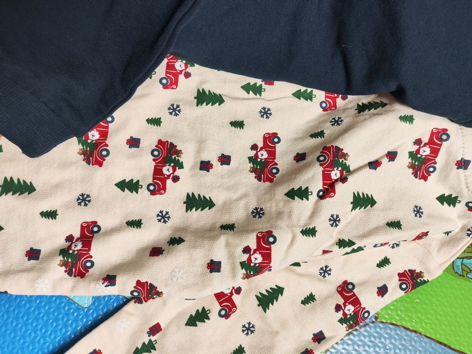 Zestaw świąteczny 98 2bluzy nowe 2spodnie