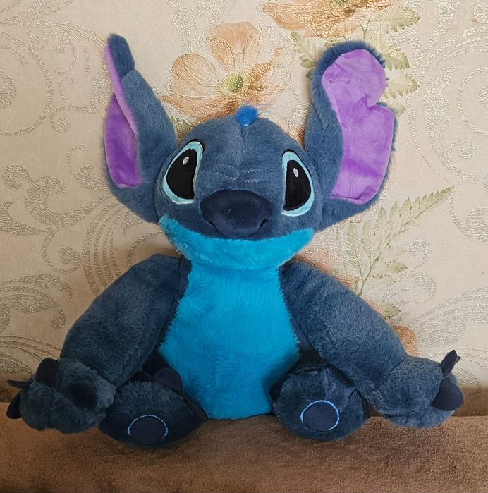 Великий яскравий Стіч