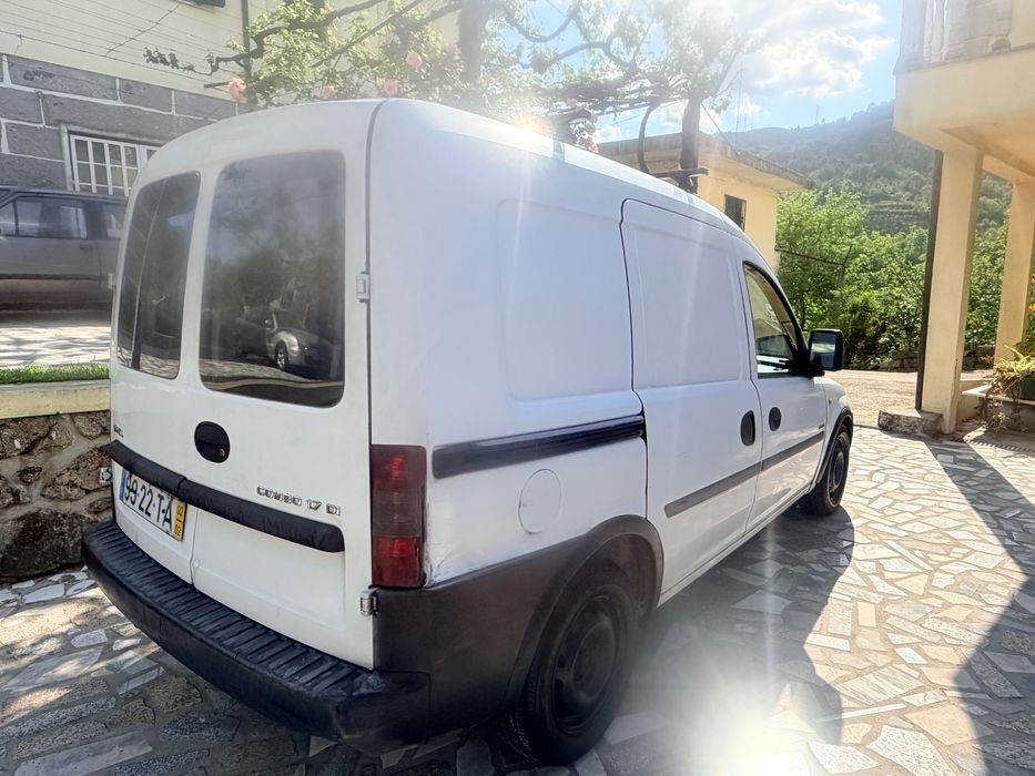 Carrinha comercia Opel combo 1.7D