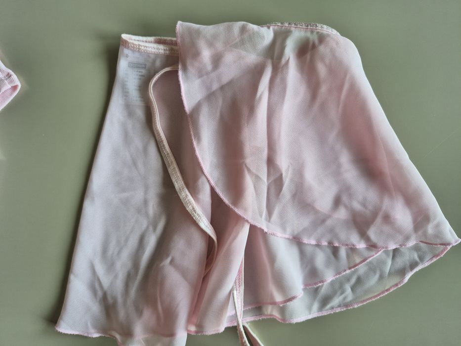 Maillot, saia e casaco de ballet - 6 anos