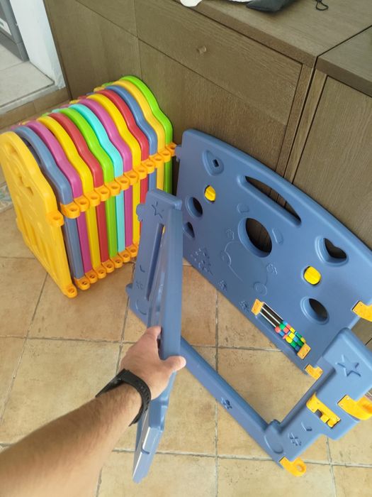 Cerca-parque para crianças em plástico com porta