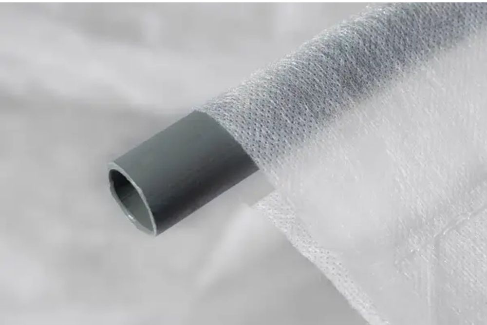 Парник з агроволокна  "Єконом" 40 г/м2 від 3м до 8м . 80смх120см