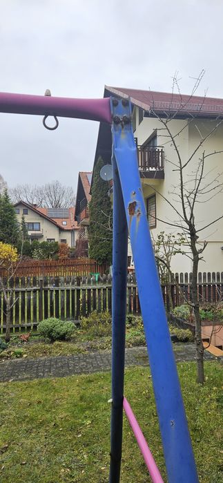 Plac zabaw huśtawki na ogród