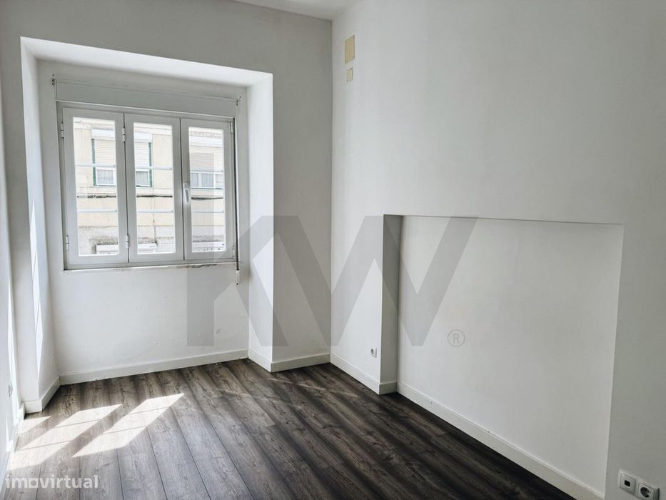 Apartamento T1 com pátio para arrendamento | PENHA DE FRANÇA