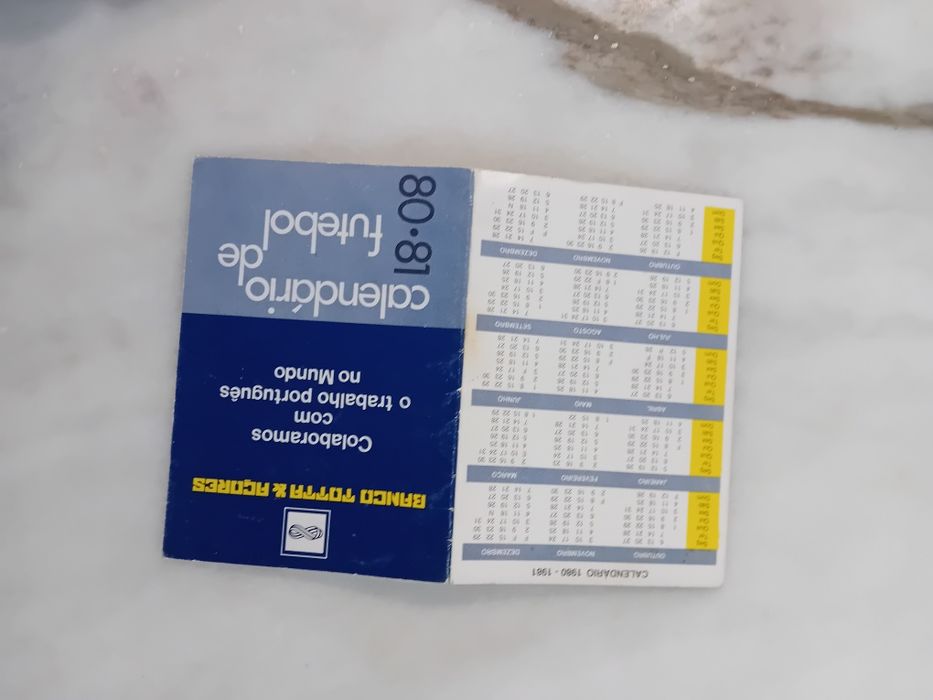 Conjunto de 3 Calendários de Futebol Antigos