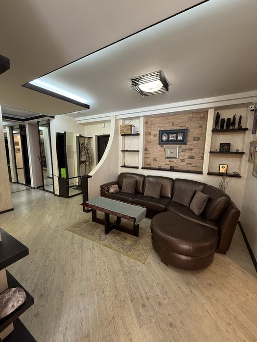 Продам 3 комнатную квартиру Глушко»Стикон»