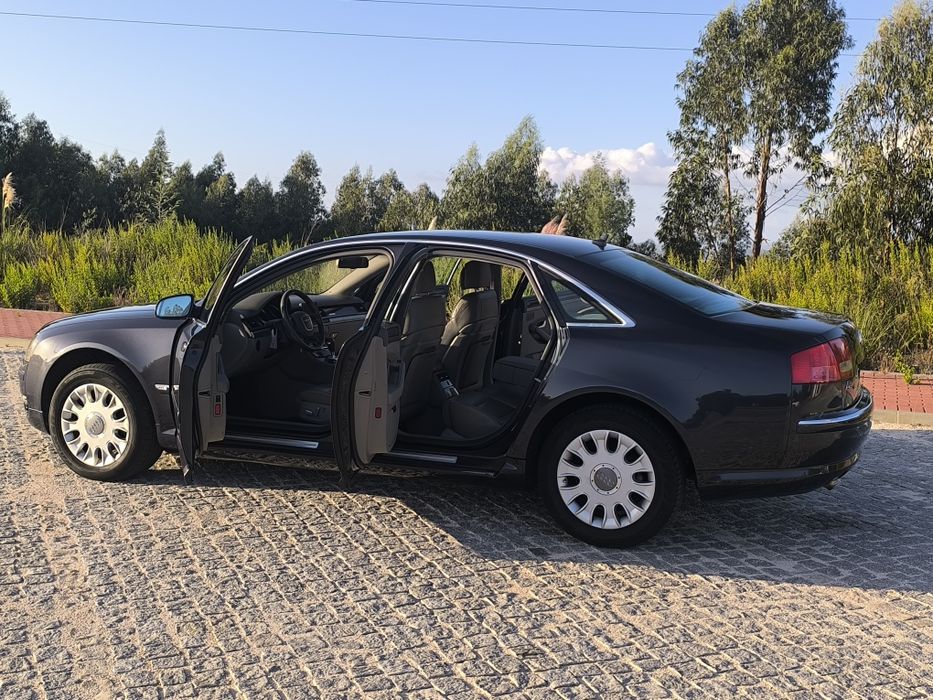 Audi A8 V6 3.0 QUATTRO
