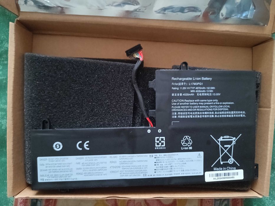 Bateria nova para portátil Lenovo  com fatura e garantia.