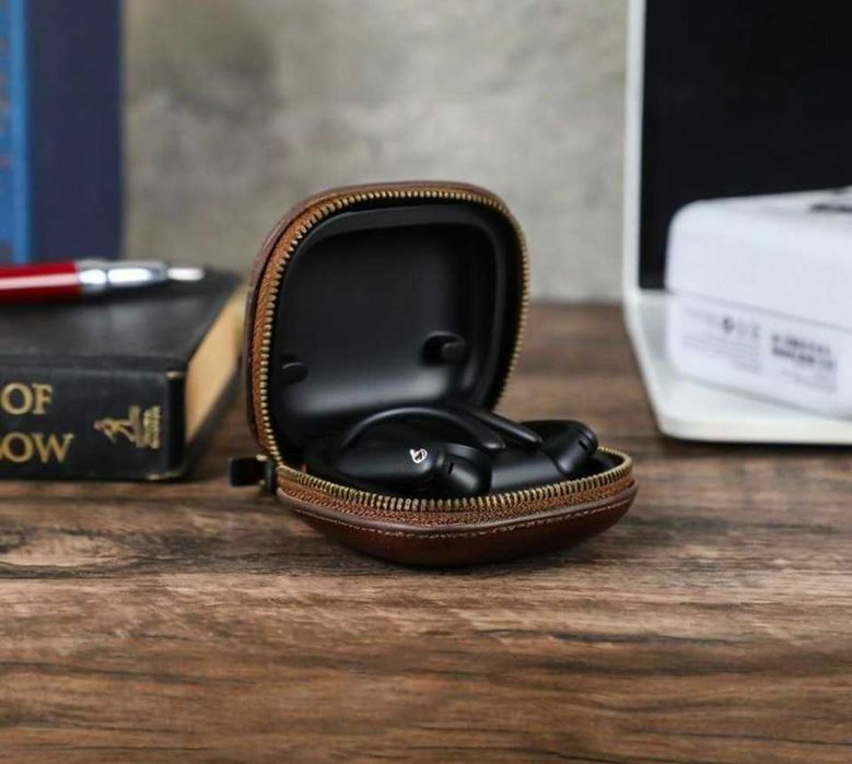 Capa para Airpods Pro3 em pele de bovino com gravação personalizada