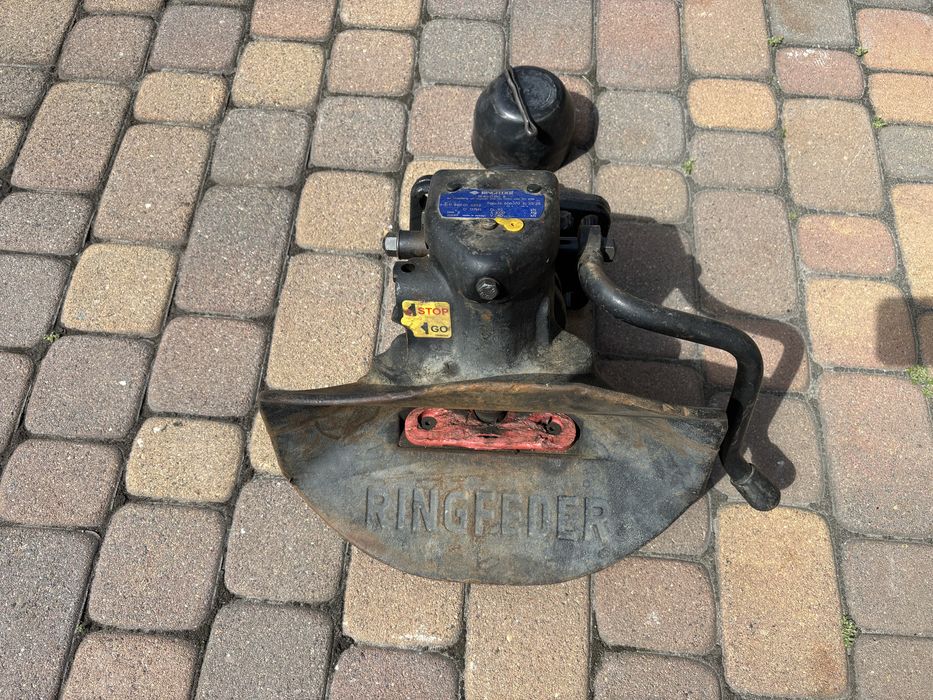 Sprzęg, zaczep automatyczny fi 40 mm. Ringfeder RF40. Rok 2023