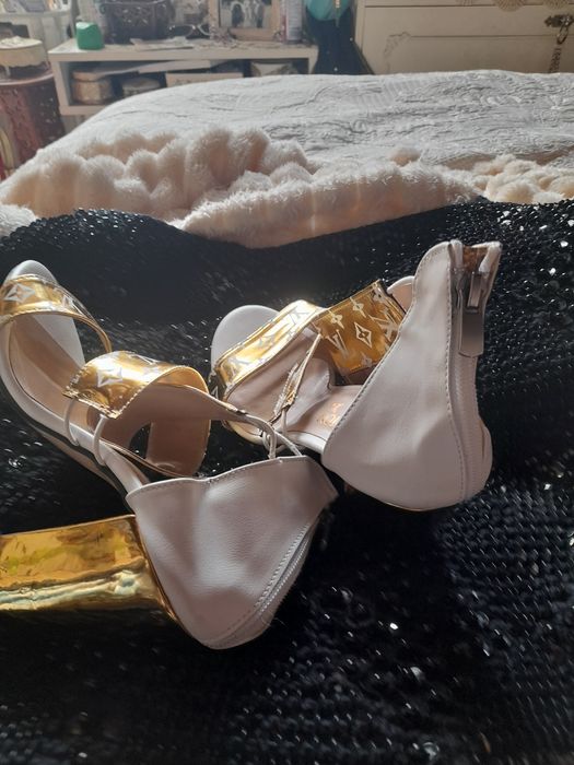 Buty na imprezę Louis Vuitton