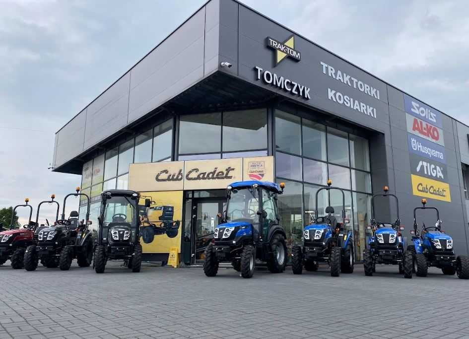 SOLIS 26 z Kabiną Limited Edition Black / Silnik Mitsubishi / 4x4 AWD