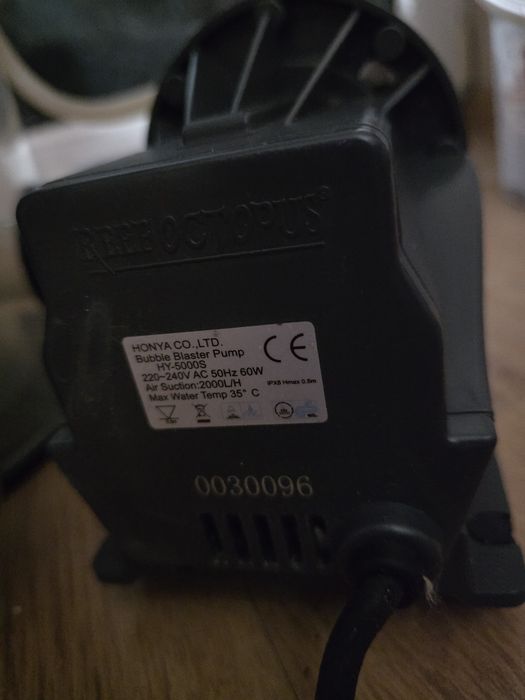 Odpieniacz pompa osprzęt do akwarystyki morskiej