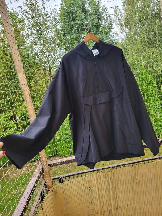 Wiatrówka kurtka Adidas rozm XXL rozm2Xl lekka i wygodna