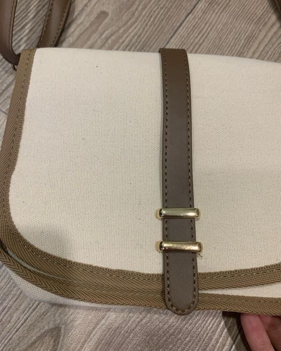 Гарна, нова самочка