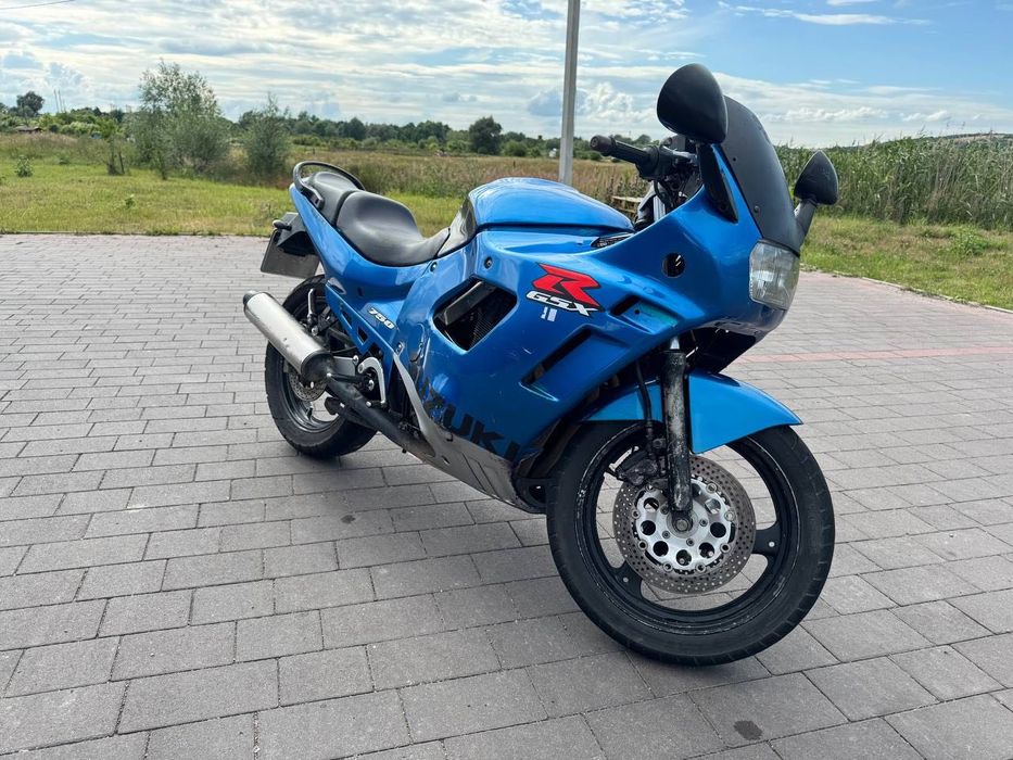 Продам мотоцикл  Suzuki gsx 600f