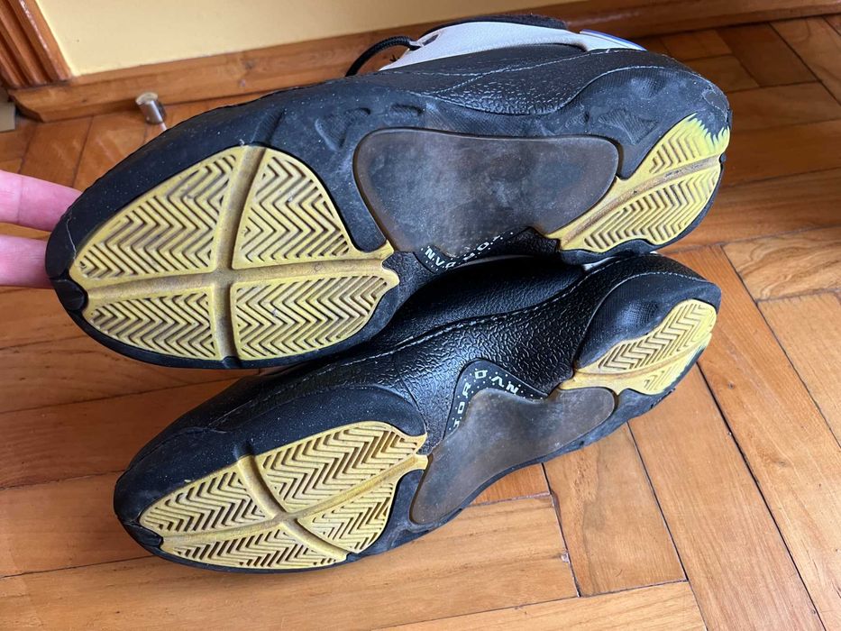 Buty Jordan białe czarne dobry stan 42,5 rozmiar 27 cm