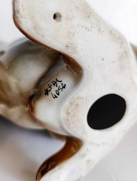 Cão em Cerâmica Vintage