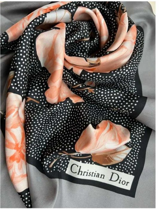 Вінтажна хустка Cristian Dior 76см на 76 см платок шелковый