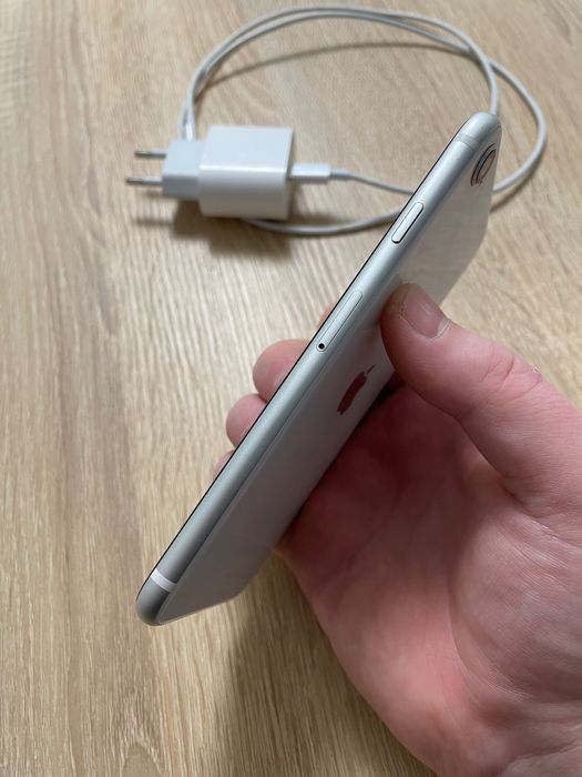 iPhone SE 3 2022 White 256Gb Neverlock