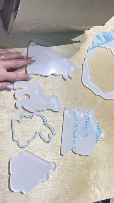 Набор фигурок/заготовок из акрила 8 мм (в пленке)