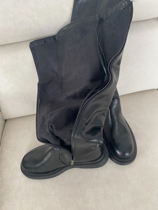 Ботфорты, кожзам,40 рамер, новые ни разу неношеные , 1000
