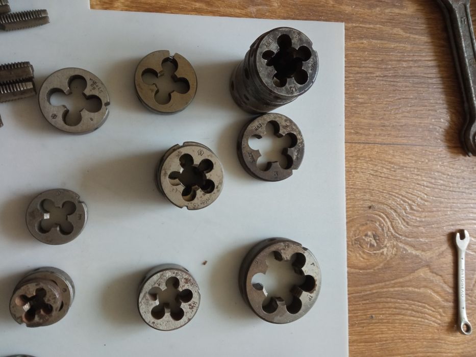 Продам плашки метчики ключи