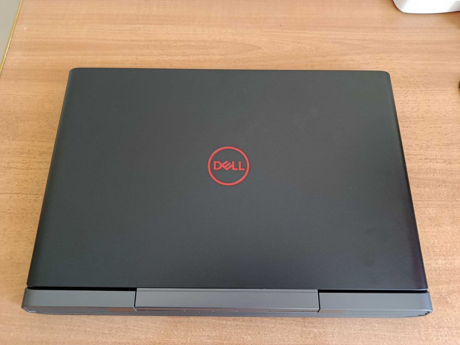 Dell Inspiron 7577(16GB+GTX 1060 6GB+i5-7300HQ+SSD+HDD)