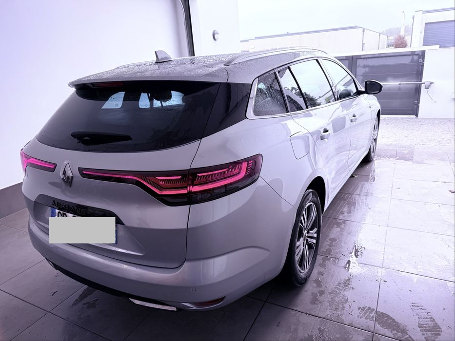 Renaut megane sport tourer 1.5 dci Ano 2021