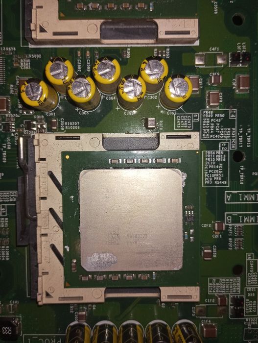 2 процесори intel xeon