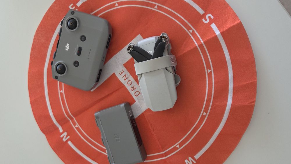 DJI mavic mini 2 combo