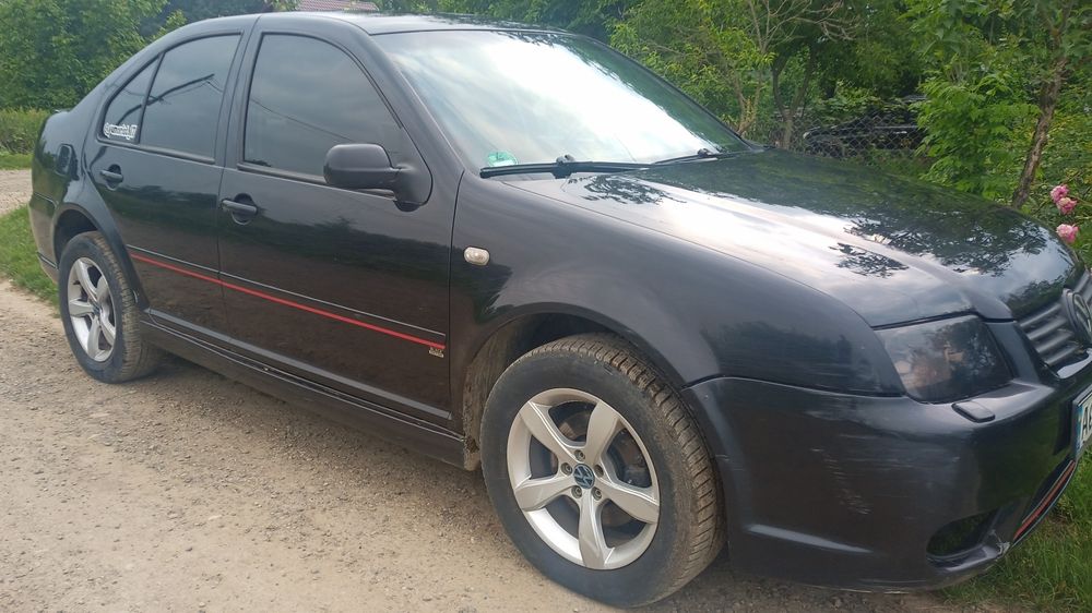 Продам volkswagen bora 1.6FSI