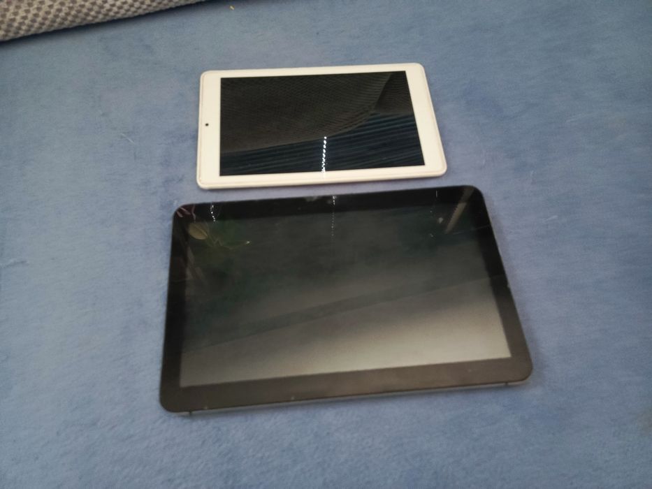 Sprzedam dwa tablety