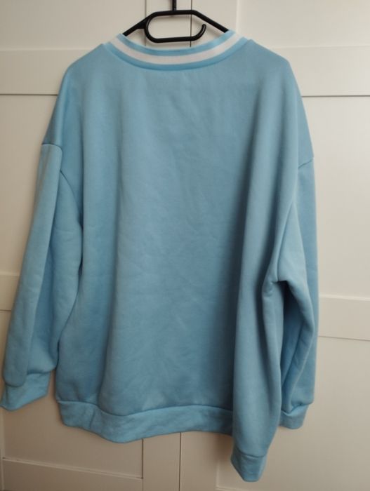 Bluza jasny niebieski brooklin napis XXXL Shein