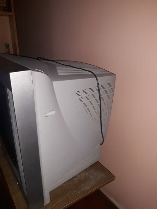 Телевізор Rolsen