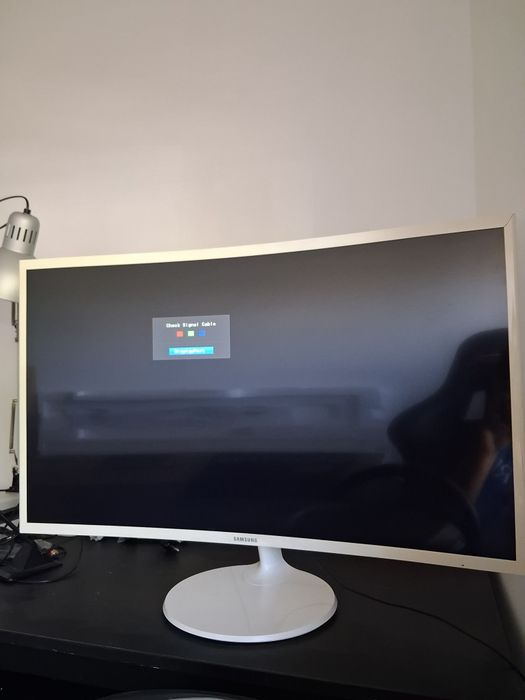 Monitor Samsung cf 32"