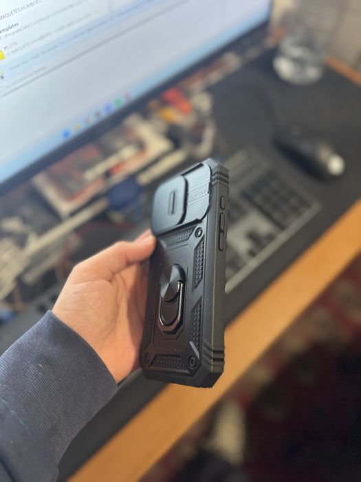 Capa rigida iphone 16 pro