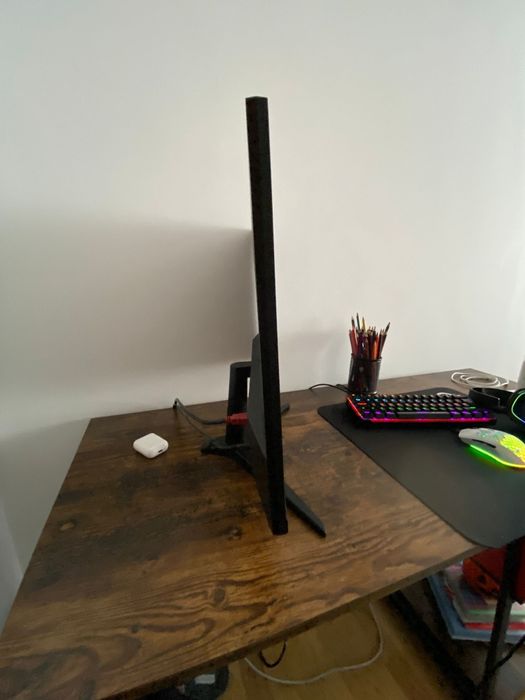 Monitor 60 hz AOC LCD (59.9 cm)