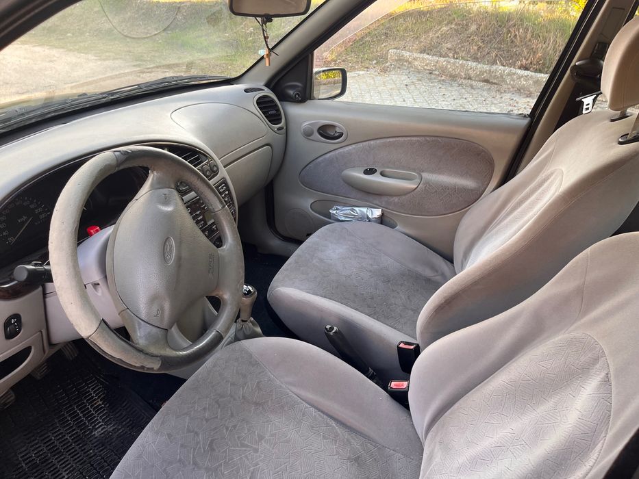 Ford Fiesta Ghia 1999