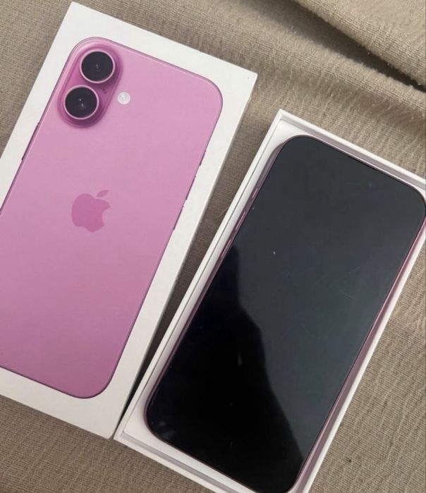 iPhone 16.